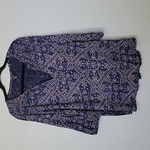Lucky Brand Casual blue bandana print split back top 2X